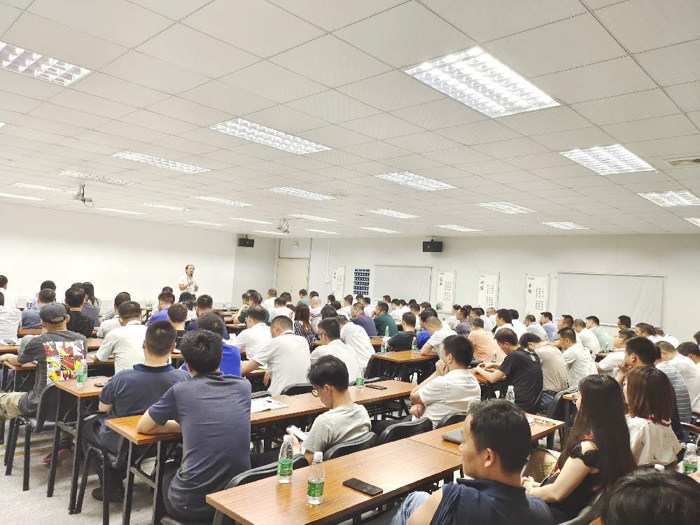 警钟长鸣，常抓不懈！ok138太阳集团召开安全生产专题会议